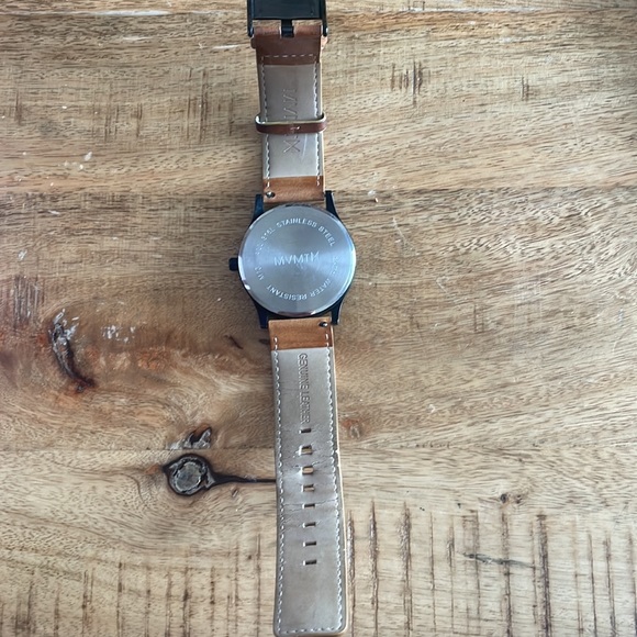 MVMT watch - Picture 3 of 3